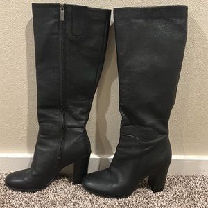 No longer working in an office so I am selling barely worn clothes & shoes.